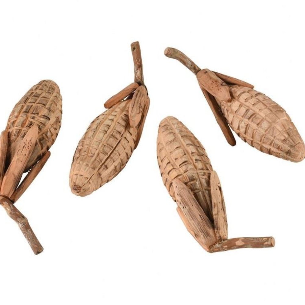 New in Box ~ Maizeing Carved Wood Maize (Set of 4)